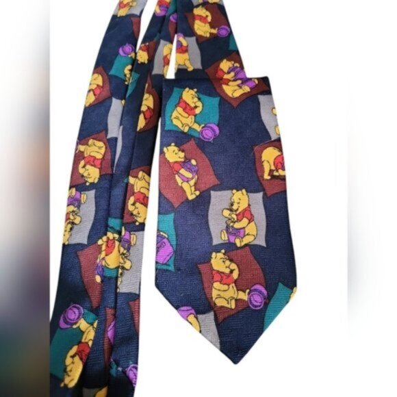 Vintage Disney Winnie the Pooh Neck Tie - Picture 1 of 8